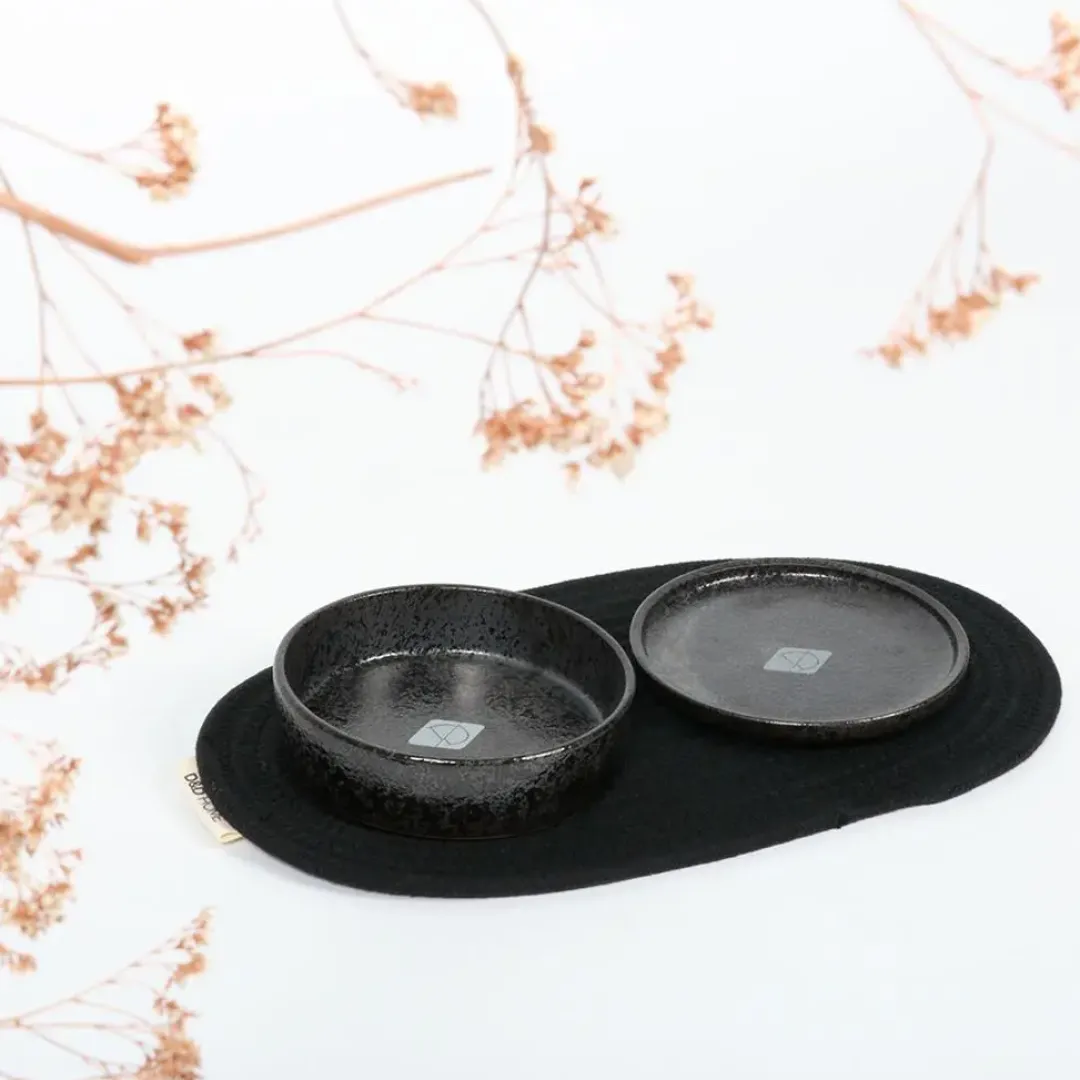 Europet Bernina International B.V. Jasper Black Dots Ø 13,5 cm 200 ml