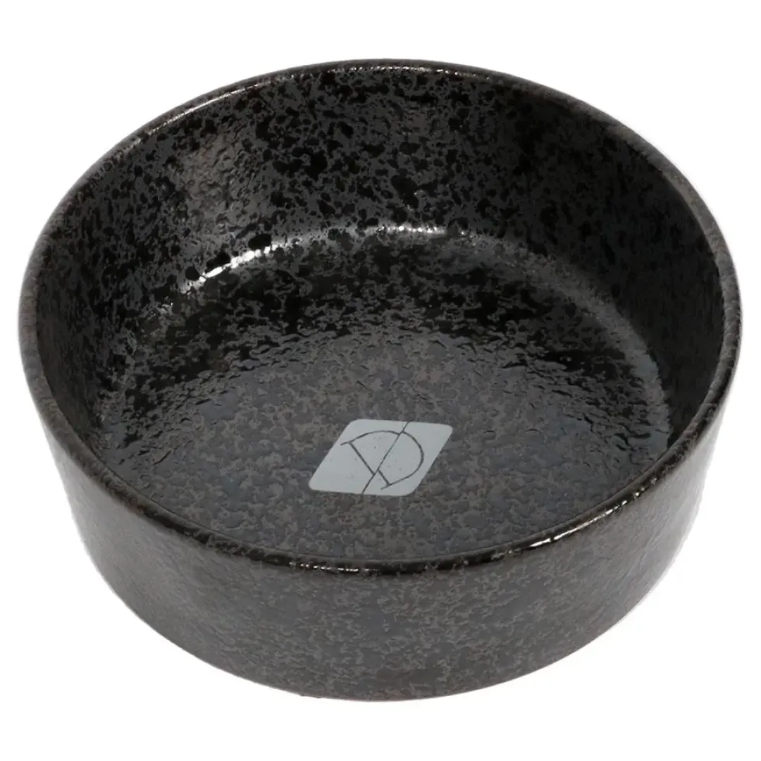 Europet Bernina International B.V. Jasper Black Dots Ø 16 cm 700 ml
