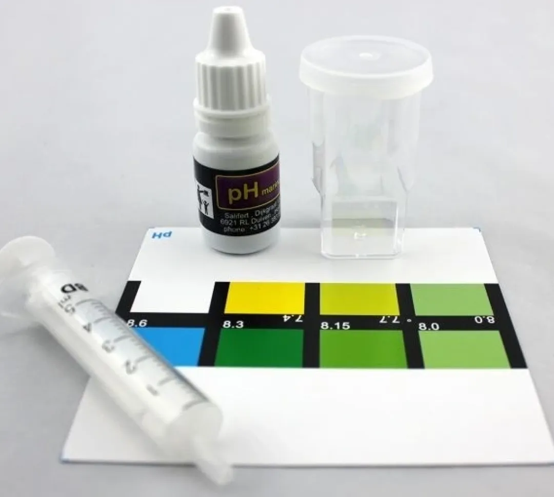 Salifert - Creating the right environment Salifert PH Test kit